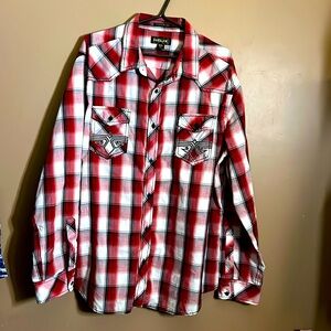Y2K long sleeve button down shirt. B8
